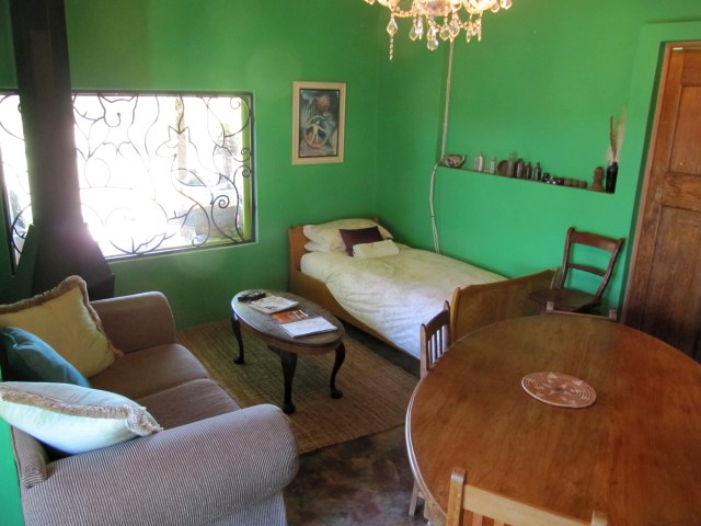 Single bed and sitting area